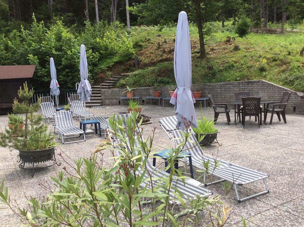 Villa Desiree - Hotel Garni - Adults Only 菲拉赫 外观 照片
