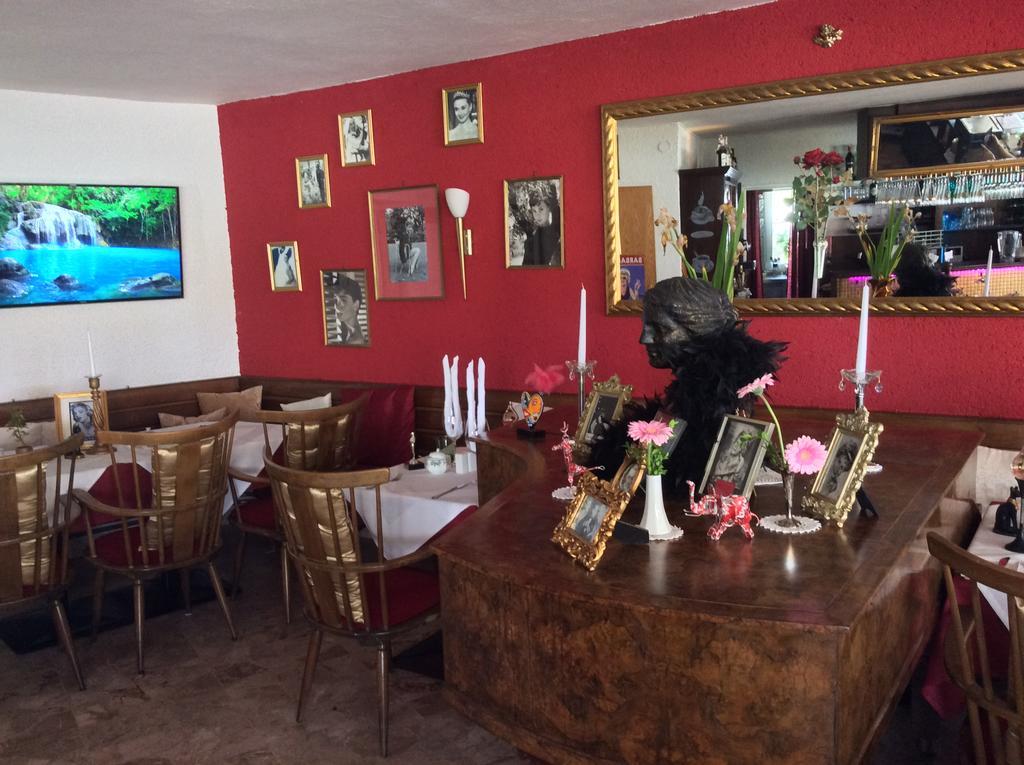 Villa Desiree - Hotel Garni - Adults Only 菲拉赫 外观 照片