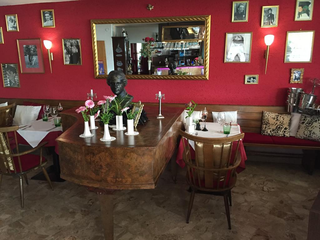Villa Desiree - Hotel Garni - Adults Only 菲拉赫 外观 照片