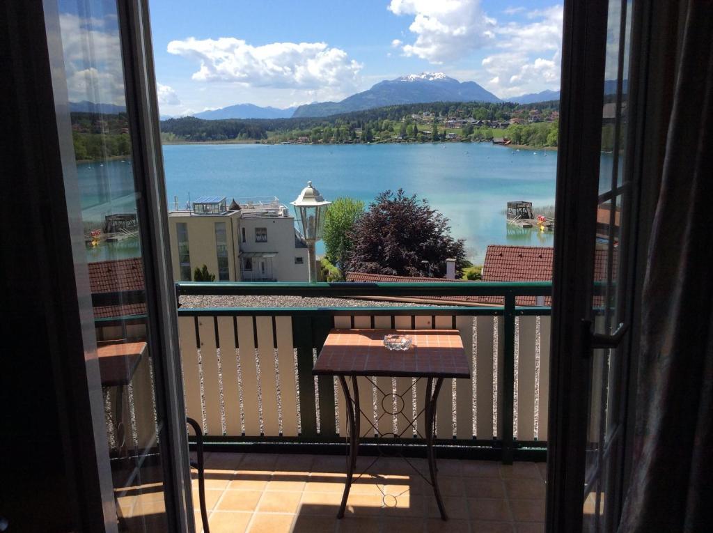 Villa Desiree - Hotel Garni - Adults Only 菲拉赫 客房 照片